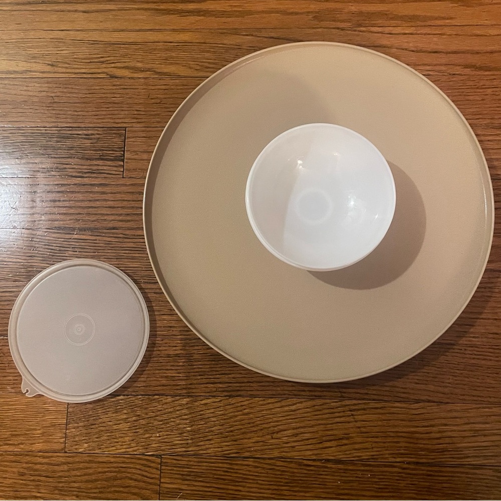 Vintage Tupperware Chip and Dip Storage Set